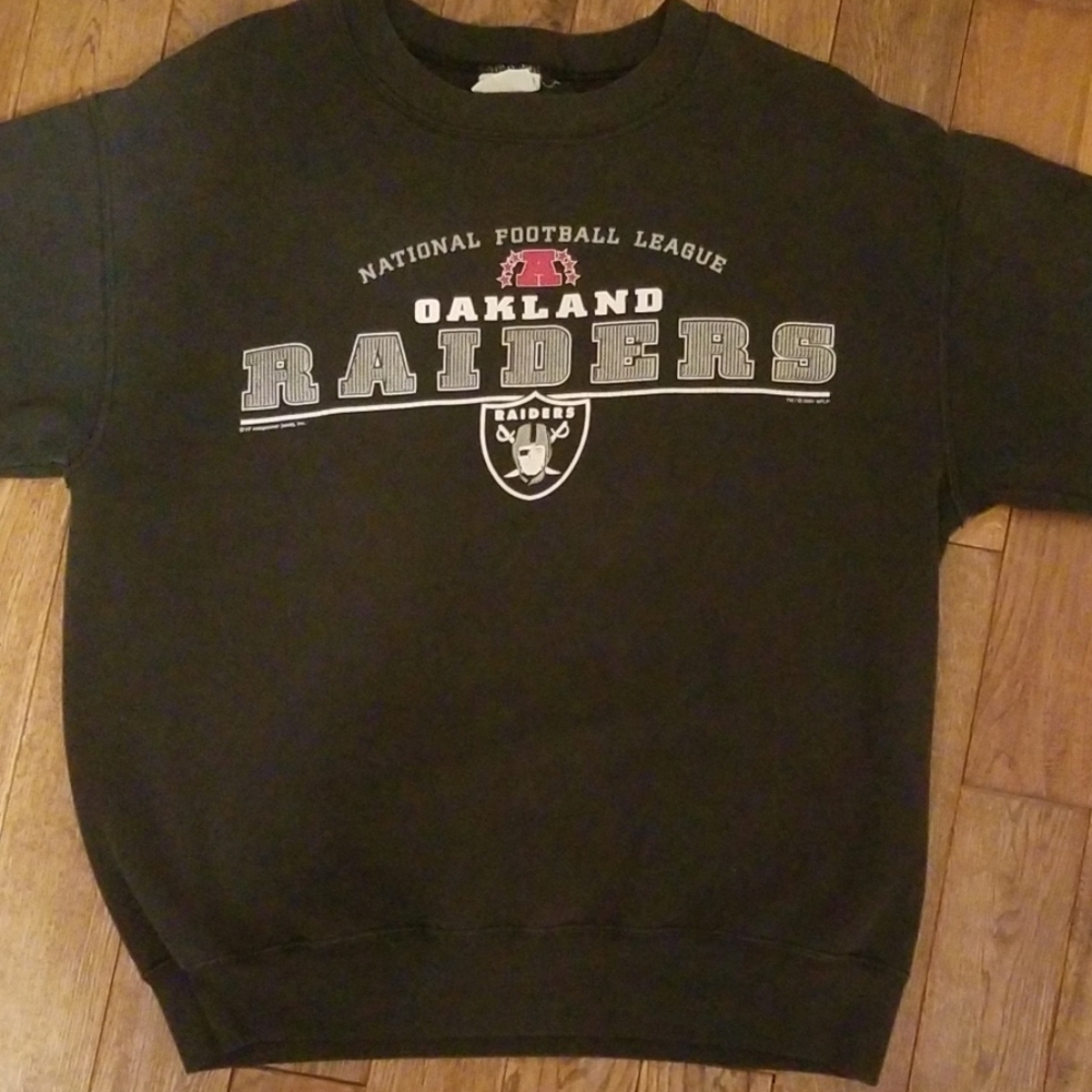 Vintage Raiders sweater